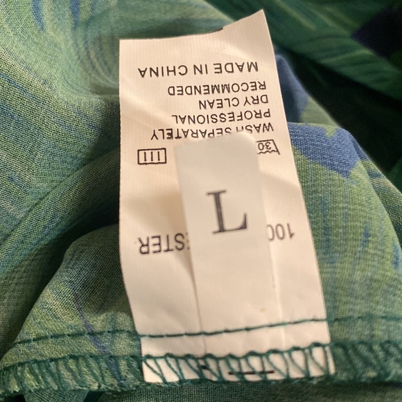 NWT Women’s Kimono, L, 100% Polyester, Beautiful green with navy accents - Picture 5 of 6